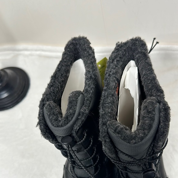 All in Motion Kids Boots - Black and Gray - Picture 4 of 12